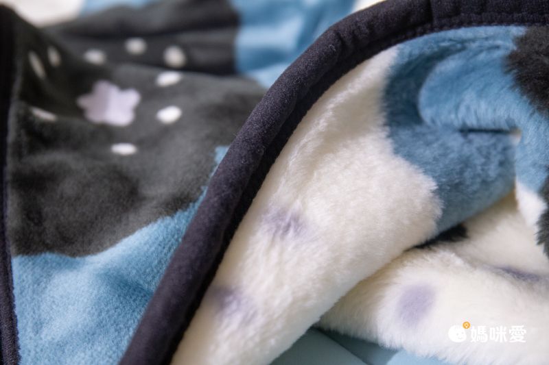 日本代購 - 【SOU·SOU】日本製質感保暖毛毯-黑白花 (70x100cm)