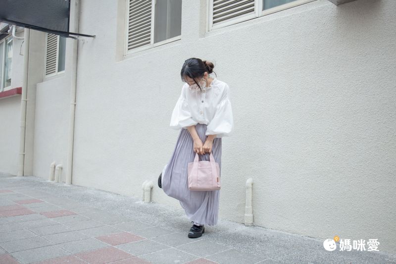 日本 LIZDAYS - [樂天No.1] 大容量分隔帆布托特包-撞色-米杏x粉 (30x19x12.3cm)