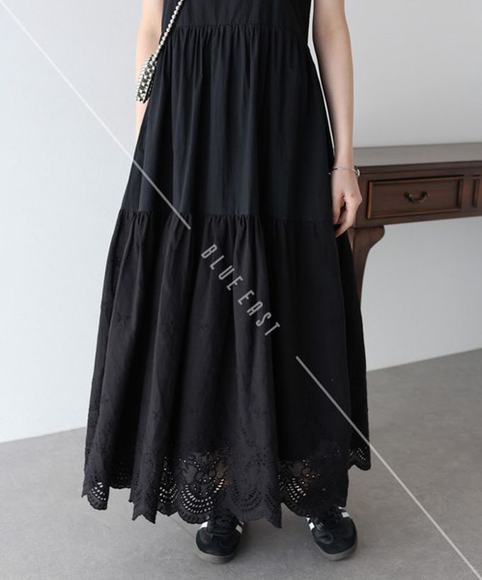 日本 BLUE EAST - 精緻雕花下擺迷人細肩帶洋裝-水藍