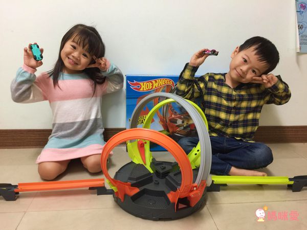 【美國 Hot Wheels 風火輪】❤ 獨家 $199 送攜帶收納盒 ❤ 買越多、送越多！