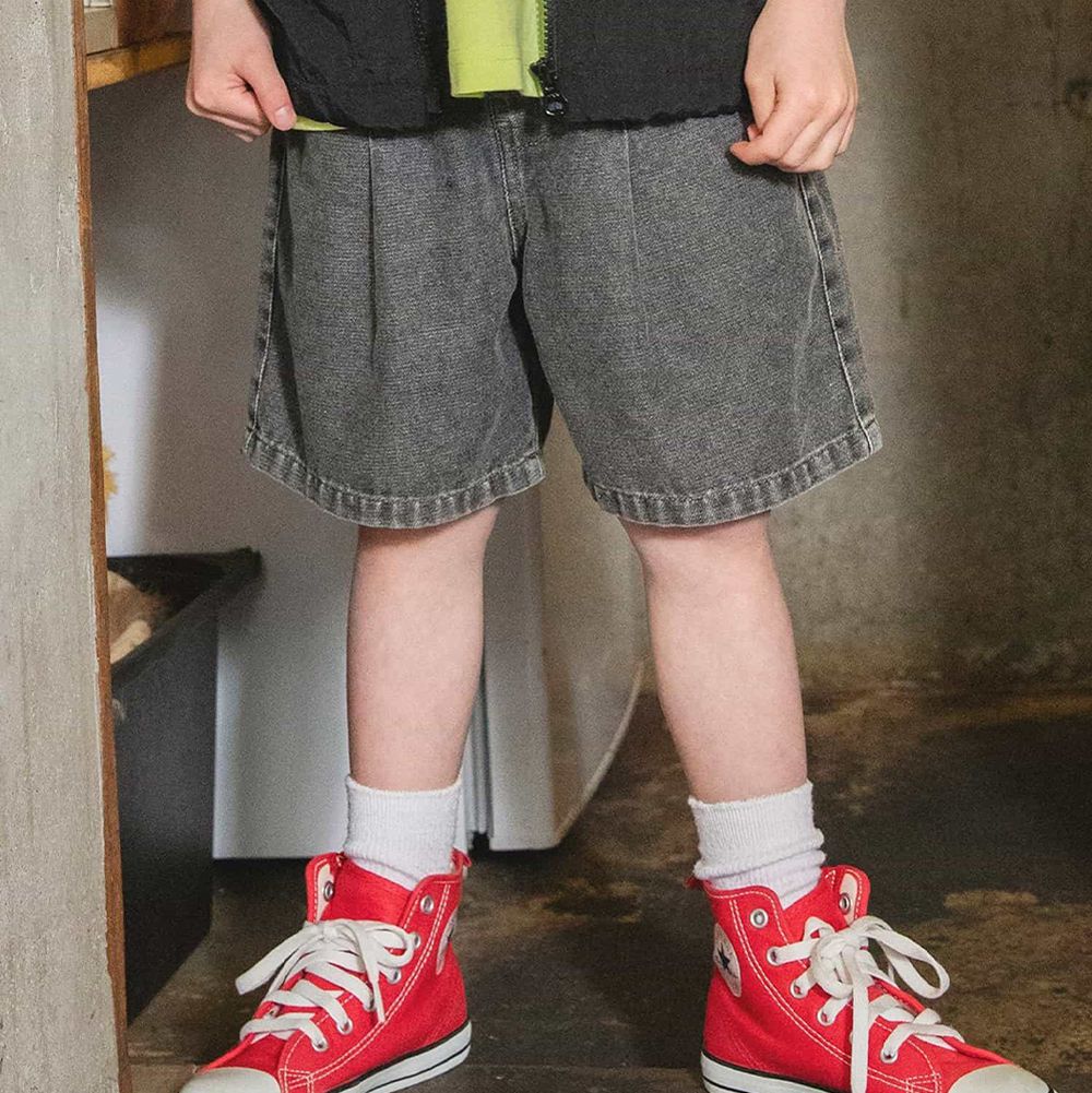 舒適挺版帥氣丹寧五分褲-黑