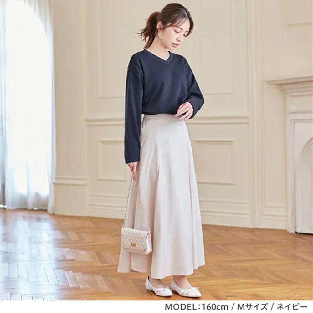 日本 BELLUNA - 蓄熱保暖V領長袖上衣-淺灰