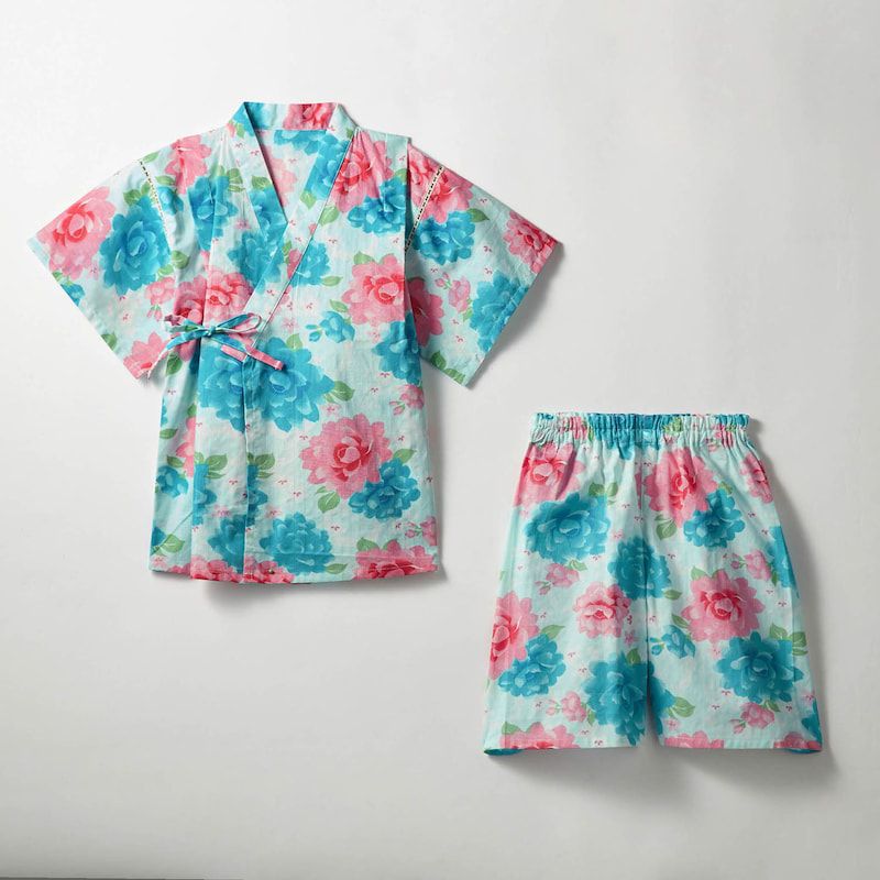 日本千趣會 - GITA 可當短褲2 WAY穿法的夏日甚平-鯊魚-水藍