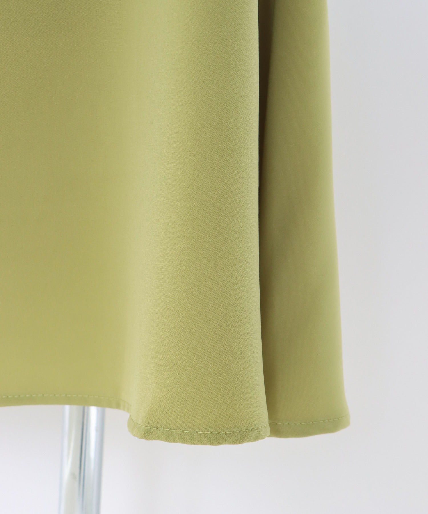 日本 BLUE EAST - [熱銷推薦] 甜美百搭修身剪裁長裙-果綠