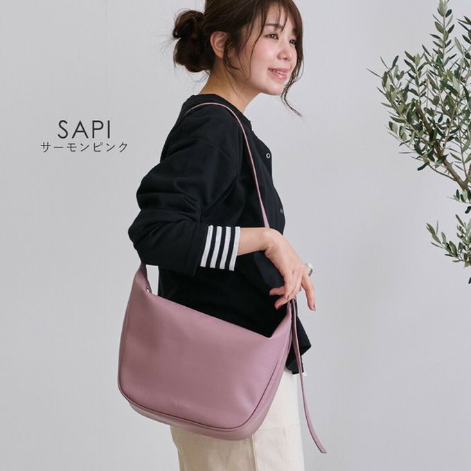 日本 LIZDAYS - 柔滑簡約休閒單肩側背包-煙燻粉 (23x28cm(開口處37.5cm))