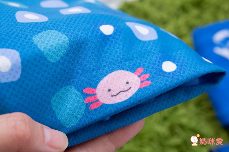 日本弘雅堂 - 抗UV水涼感巾(清新香味)-薄荷味-深藍北極熊 (M(30x100cm))