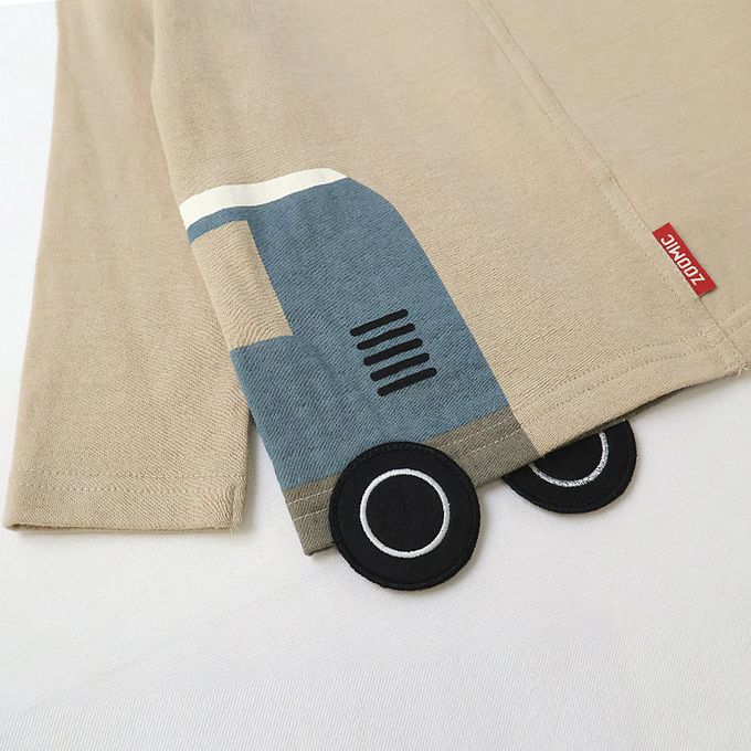 日本 ZOOLAND - 春季出遊印花長袖上衣-熊熊開車-卡其