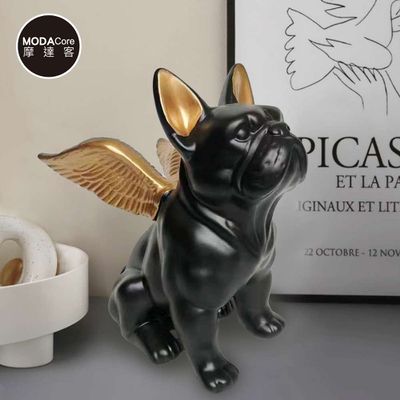 MODACore 摩達客 - ◉質感設計天使金翅高飛黑色鬥牛犬藝術擺飾