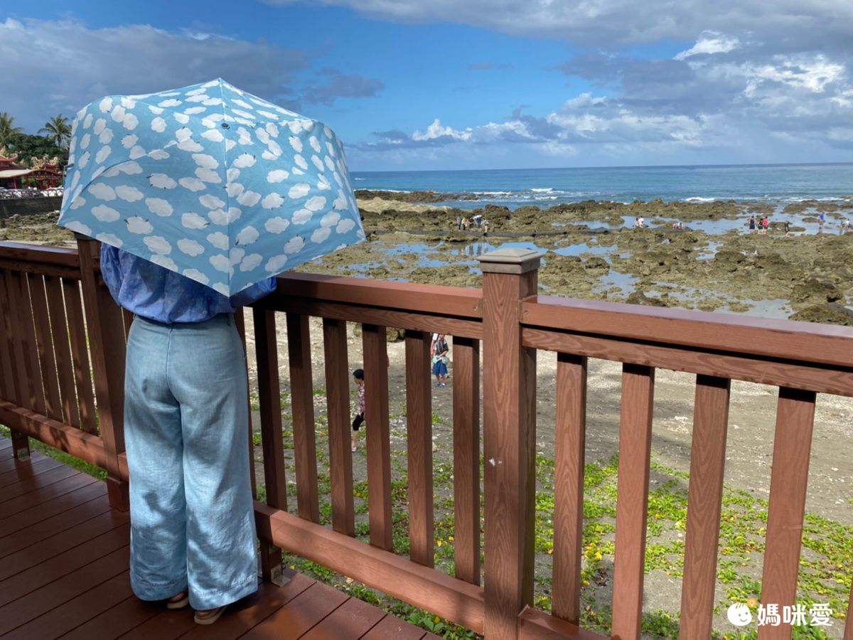 日本 nifty colors - 抗UV輕量 晴雨兩用折疊傘-美味櫻桃-陽光黃 (直徑98cm/195g)