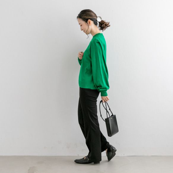 日本 ihuu - 時尚肩膀柔軟針織長袖上衣-象牙白