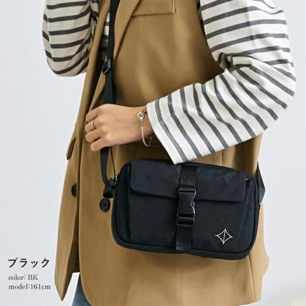 旅行系列 輕量防潑水皮夾功能側背包-黑