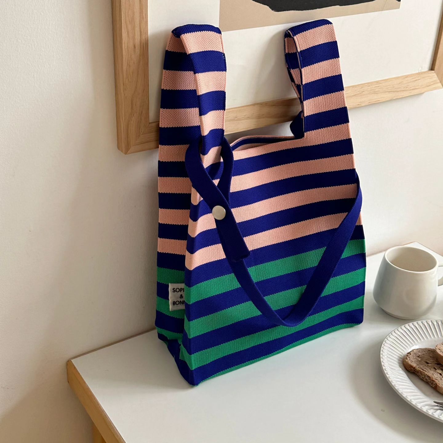 韓國 SOPHIENBONNE - 橫紋撞色針織手提/肩背包-米白X卡其 (M)