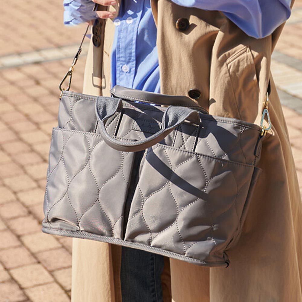 日本 LIZDAYS - 多功能10口袋輕量絎縫媽媽包-送推車掛鉤-灰 (30x23.5x12.5cm)