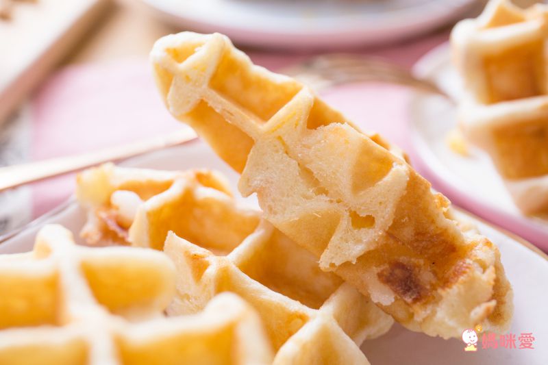 【比利時珍珠糖脆皮鬆餅】酥脆美味即刻享用！