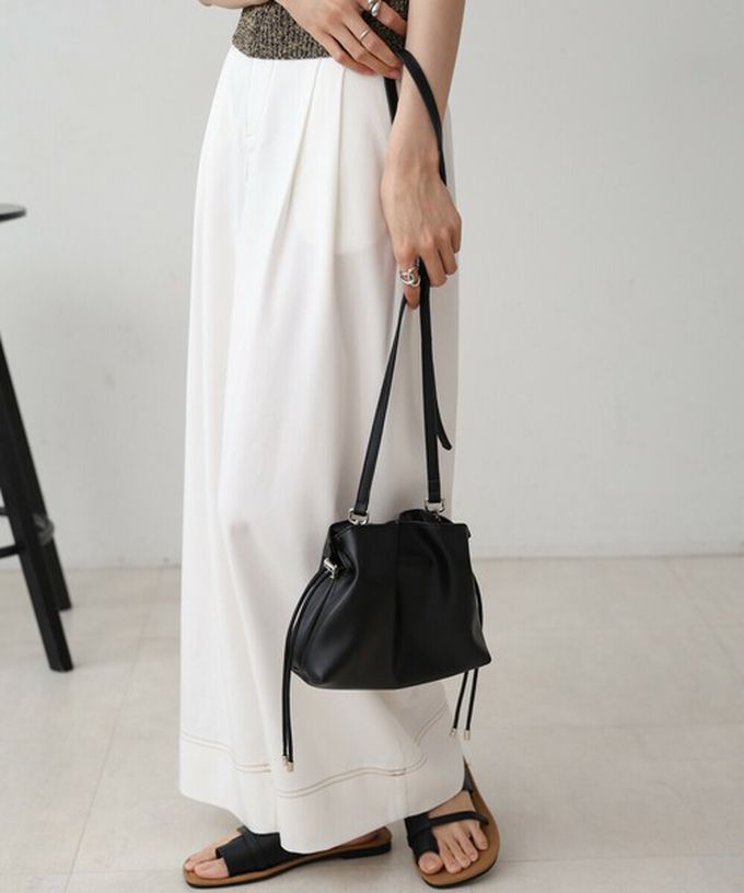 日本 Bab - 輕巧抽繩可愛感側背小包-米杏