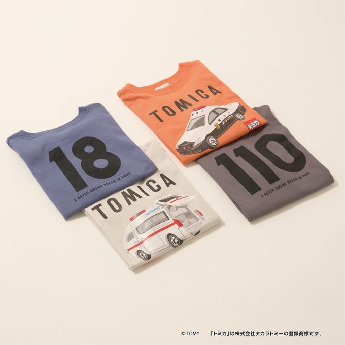 日本 b-ROOM - 限量聯名 印花長袖上衣-TOMICA救護車-灰藍色