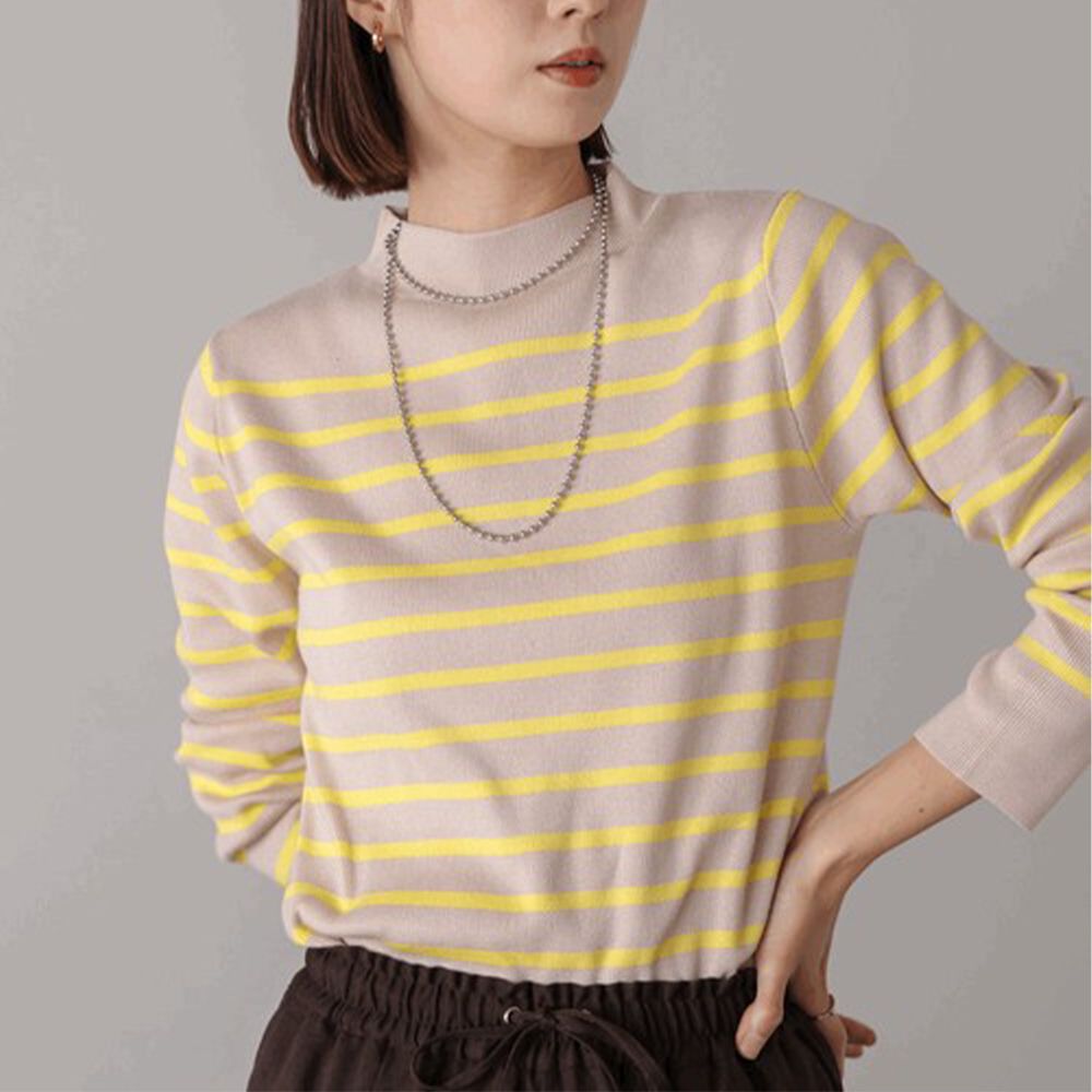 俐落感簡潔小立領針織上衣-杏x黃條紋