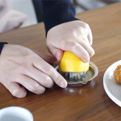 日本 CB JAPAN - atomico系列日本製不鏽鋼檸檬榨汁器-30ml