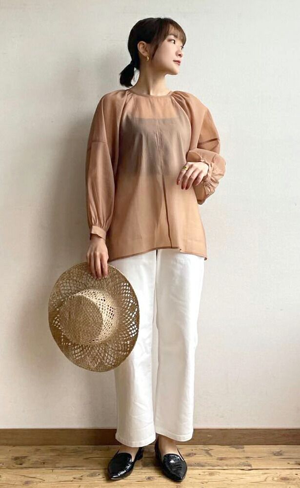 日本 zootie - 空氣感透膚優雅泡泡袖上衣-焦糖棕