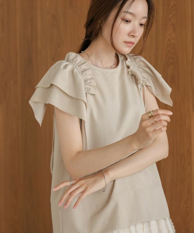 日本 Bab - 浪漫層次感荷葉短袖上衣-淺藍 (M)