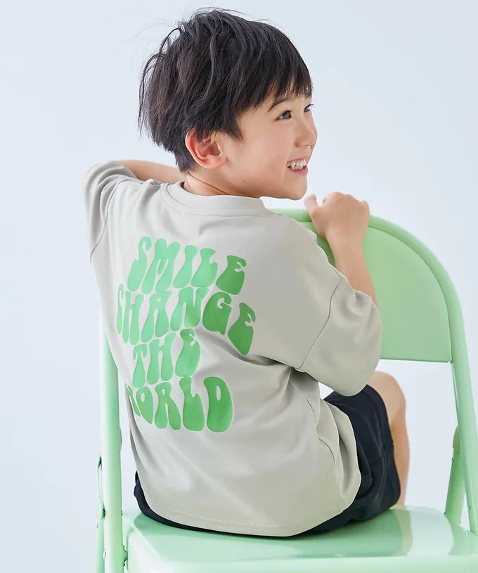 日本 devirock - 涼感速乾網眼 超舒適短袖上衣-胸前狗狗-淺灰