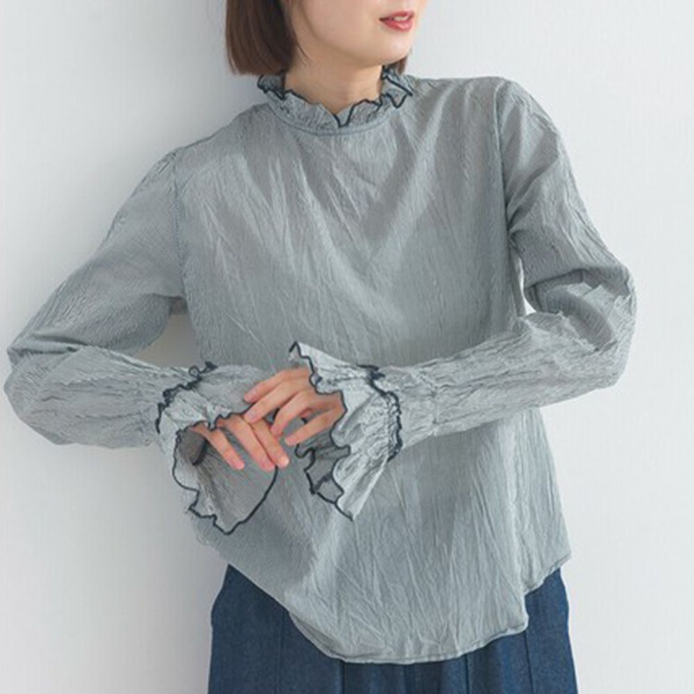 荷葉領輕盈皺摺長袖上衣(疊穿推薦)-淺藍細條紋