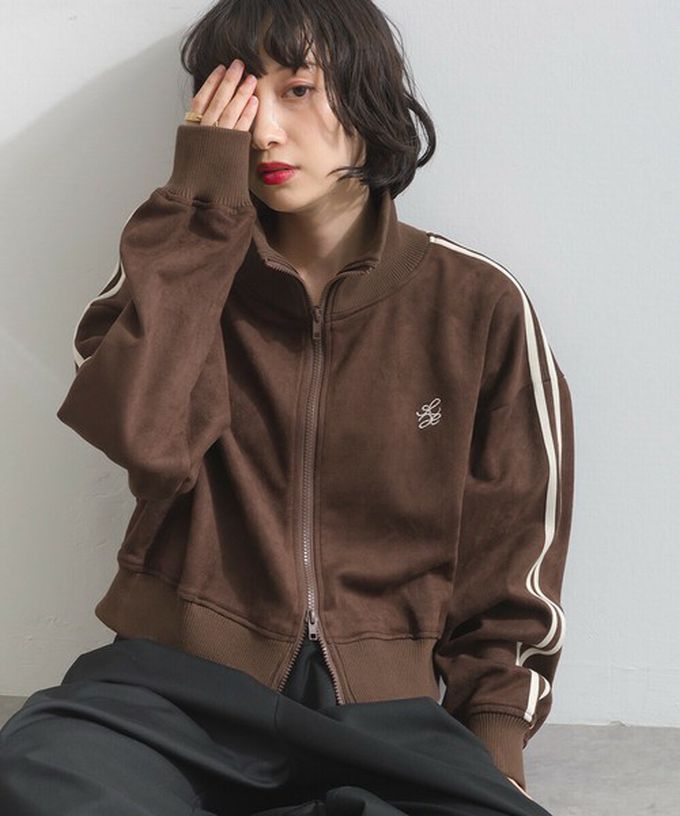 日本 ELENCARE DUE - 麂皮短絨休閒配色運動風夾克-象牙米