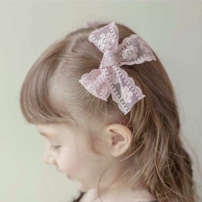 日本 Catherine Cottage - 夢幻蕾絲刺繡蝴蝶夾髮夾(2入組)-薄荷