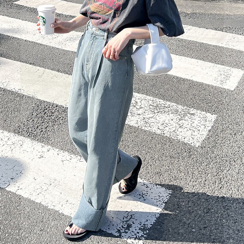 日本 Classical Elf - 美式復古反摺牛仔寬褲-淺水藍