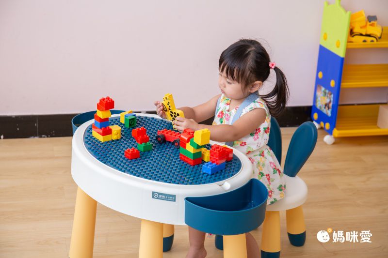 家窩 - 斑比鹿造型椅背兒童椅凳