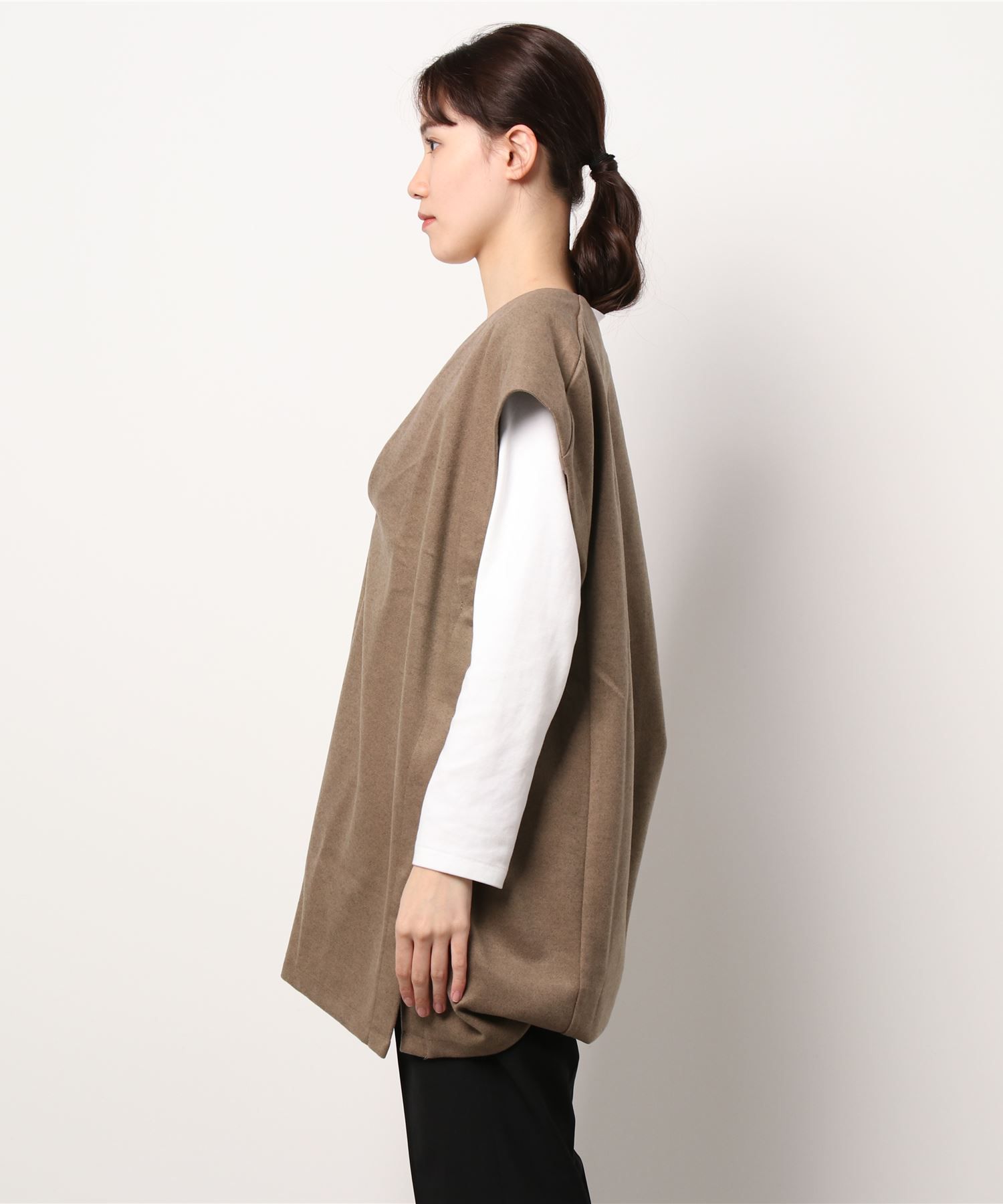 日本 Riche Glamour - 深V落肩長版針織背心-米