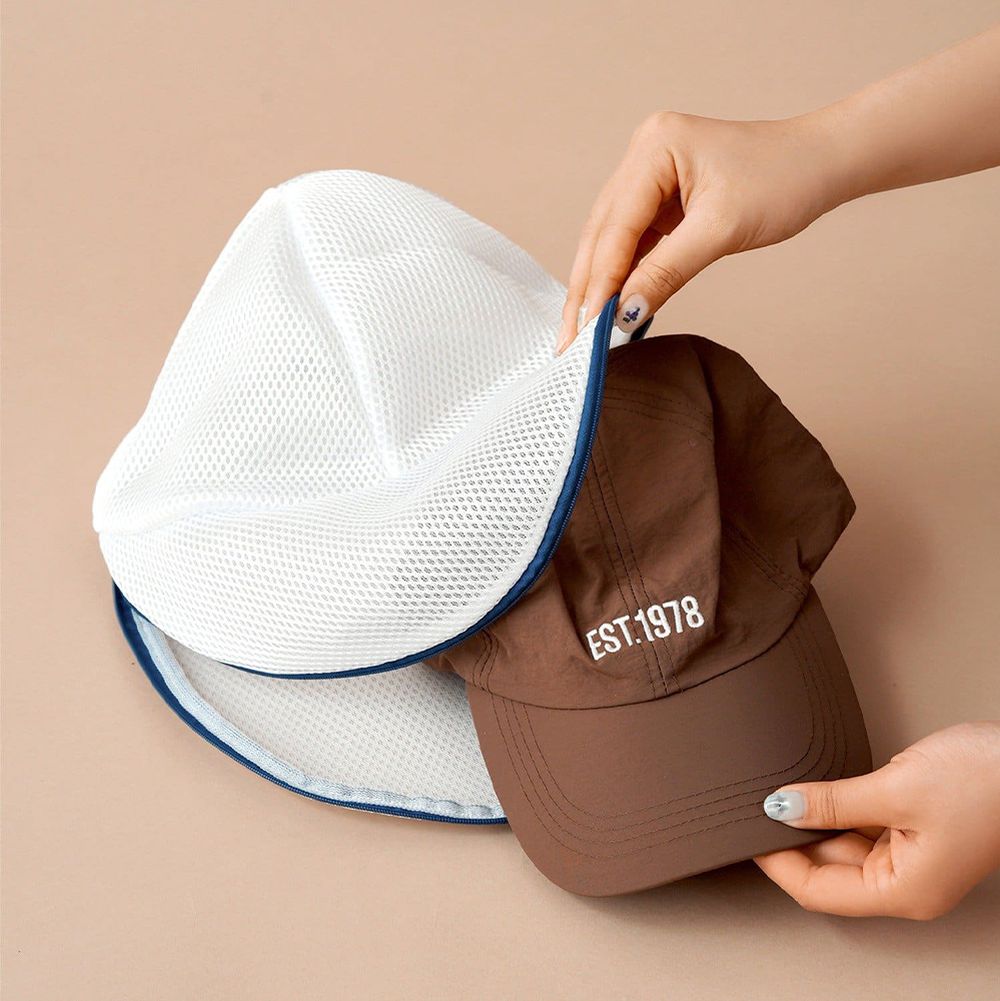 抗菌防臭速乾 防止變形帽子洗衣袋-白x海軍藍