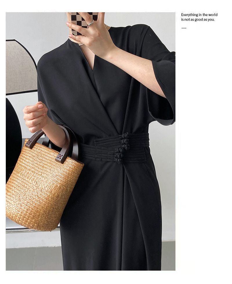 垂墜收腰綁帶直筒連衣裙-霧藍色