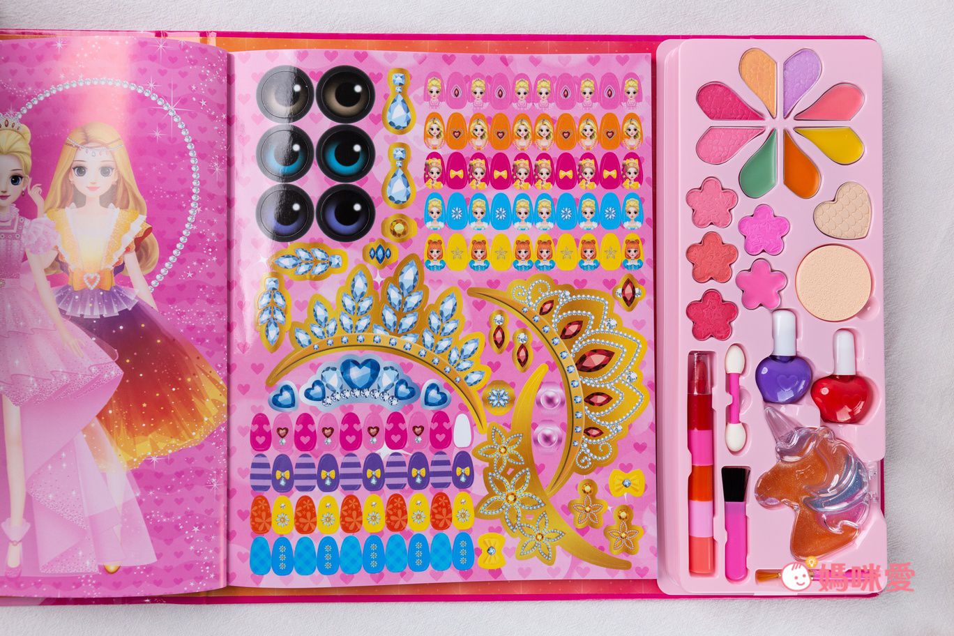 \遊戲書盛宴/ 安全無毒彩妝遊戲書 和百變茉莉一起變漂亮☆