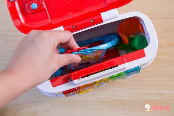 化身飛行員探索世界【Vtech】聲光探索地球儀