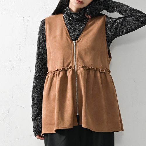 日本 ELENCARE DUE - 麂皮V領層次感傘擺拉鏈背心-焦糖棕