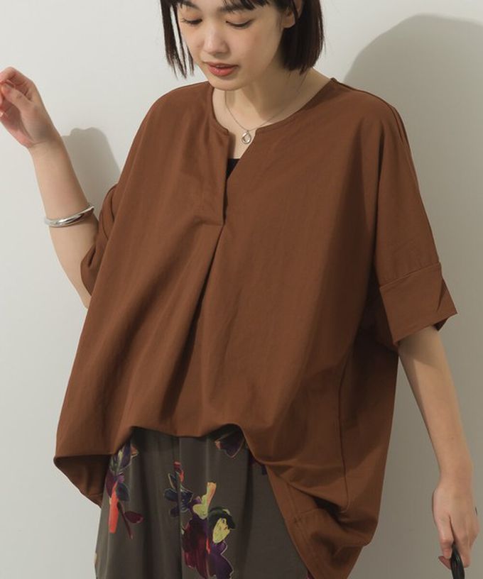 日本 Sans Souci 34+ - 接觸涼感 鑰匙領五分袖上衣-黑