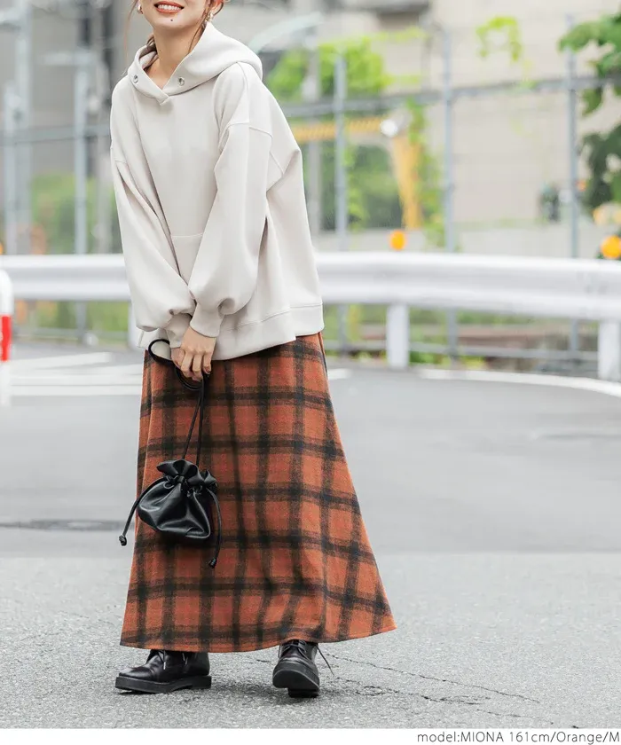 日本 COCA - 氣質歐風格紋修身長裙-暖橘藍