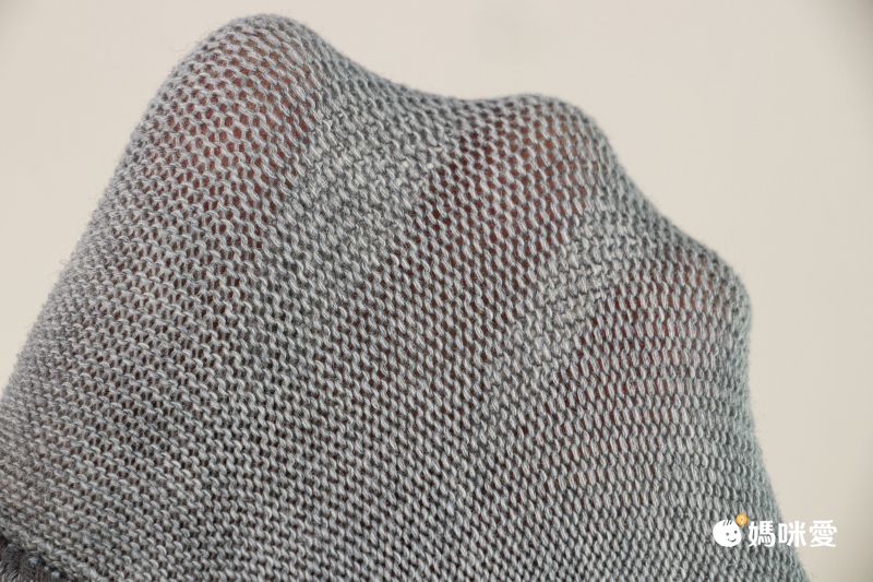 日本女裝代購 - 日本製 拇指外翻&小指內翻輔助舒適三趾襪-黑 (23-25cm)