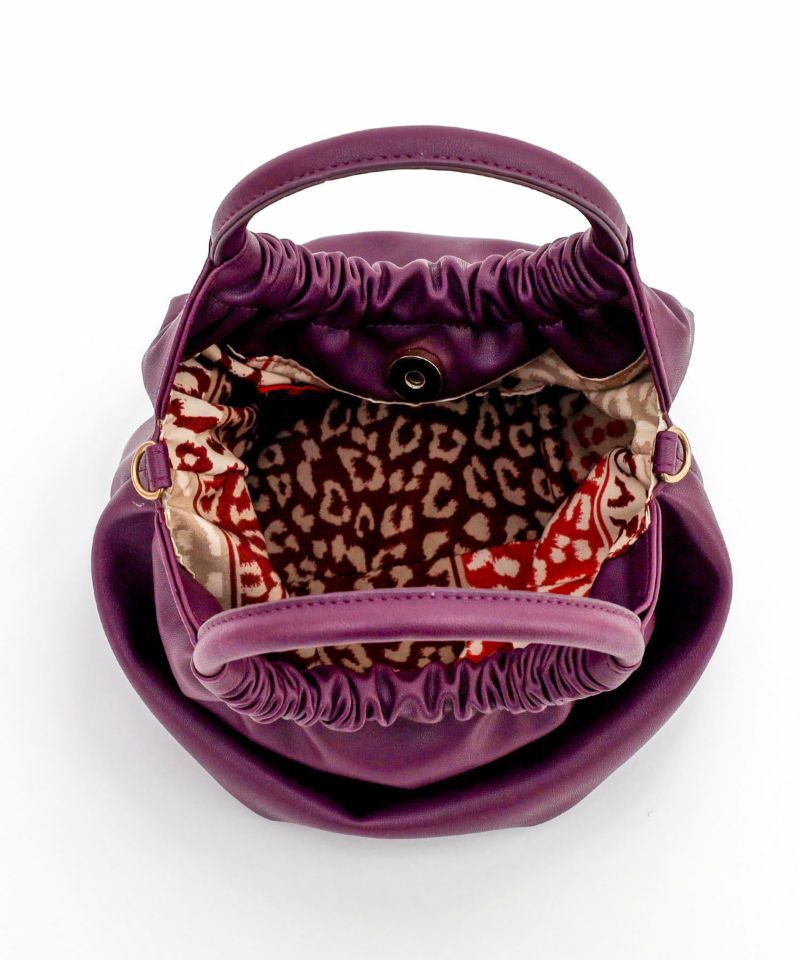 日本 COOCO - 2WAY柔軟皮革豆形手提小包/側背包-淺灰杏 (W14*H20*D12cm)