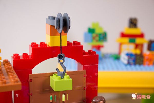 3 in 1 益智積木學習桌 ✖ 軌道滾球積木【獨家現省優惠】↗