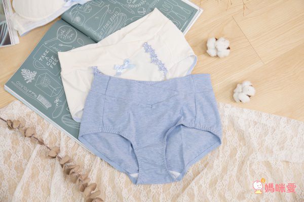 akachan honpo - 產孕婦高腰包腹內褲-素面-黑色