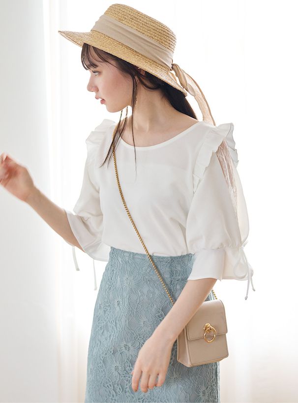 日本 GRL - 甜美蕾絲拼接短袖上衣-星塵藍