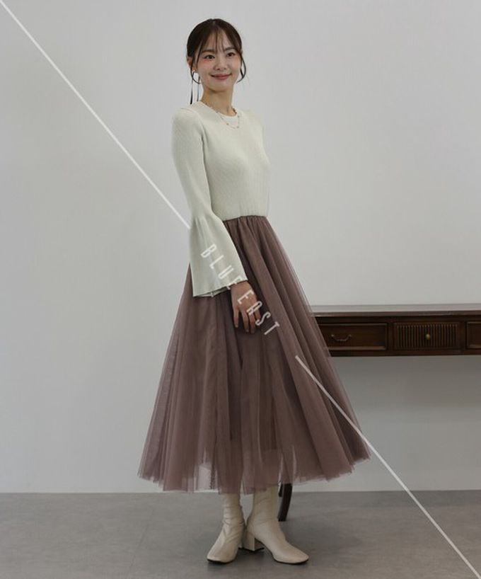 日本 BLUE EAST - 優雅薄紗拼接羅紋針織喇叭袖洋裝-黑