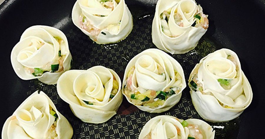 日本網路上瘋狂流行的玫瑰煎餃食譜&作法大公開！