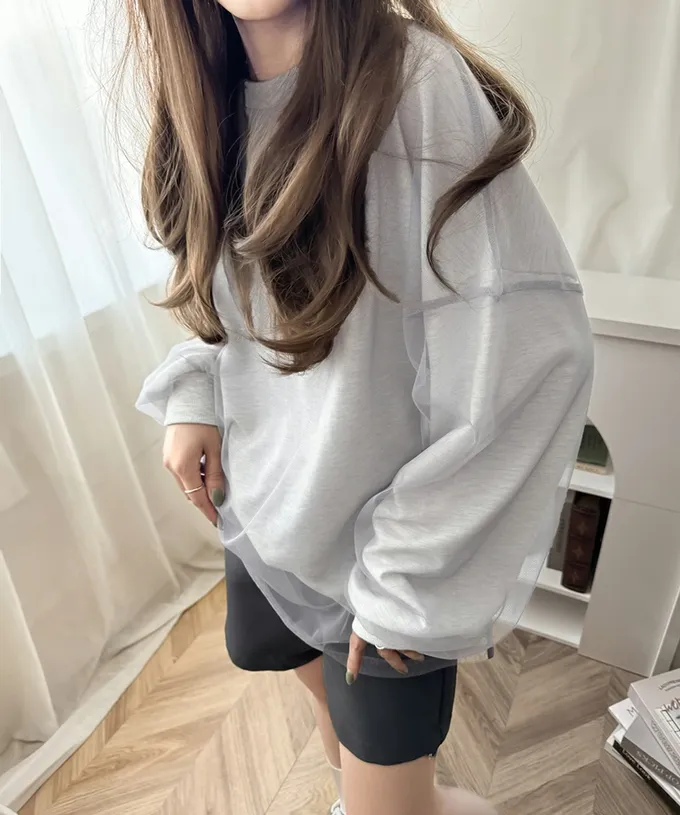 日本 Classical Elf - Java 透膚薄紗層次上衣-背後標籤印花-炭灰