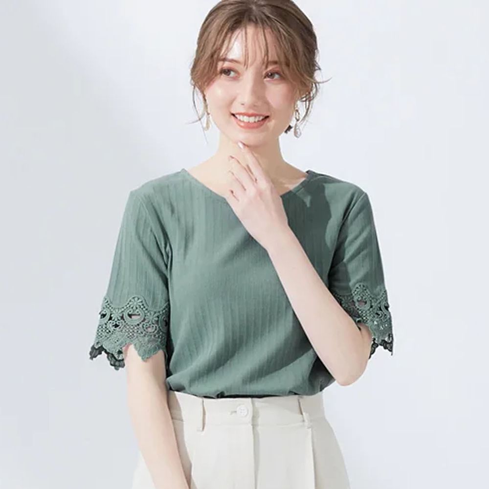 日本 BELLUNA - 蕾絲拼接袖直羅紋短袖上衣-藍綠