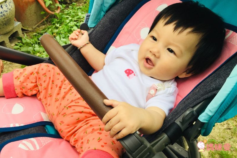 法國 Bebefolie - 冰心沁涼墊-推車專用-灰色 (長*67.7 寬*34 公分)