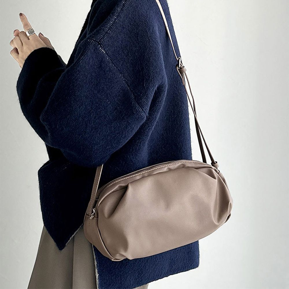 立體圓潤可愛肩背/側背包-咖啡棕