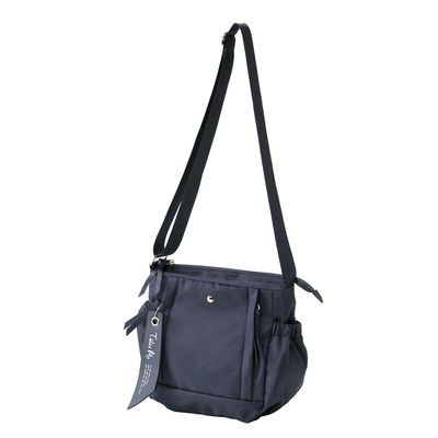 日本 nicott - Take me 防潑水3夾層側背包-藍色 (尺寸：25.5×17.5×11.5cm肩帶長度：67-127cm(可自由調節)重量：約340g)